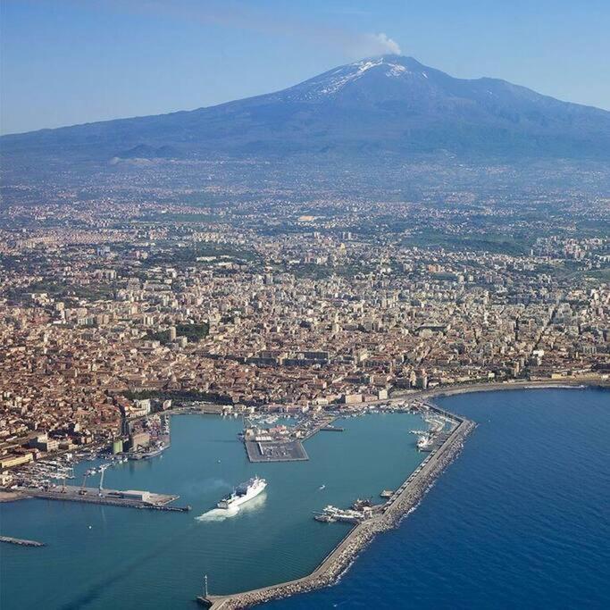 Ferienwohnung La Dimora Di Enrico Catania Exterior foto